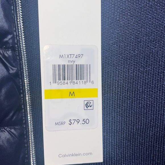Calvin Klein Women bubble Vest -Medium - Picture 2 of 5